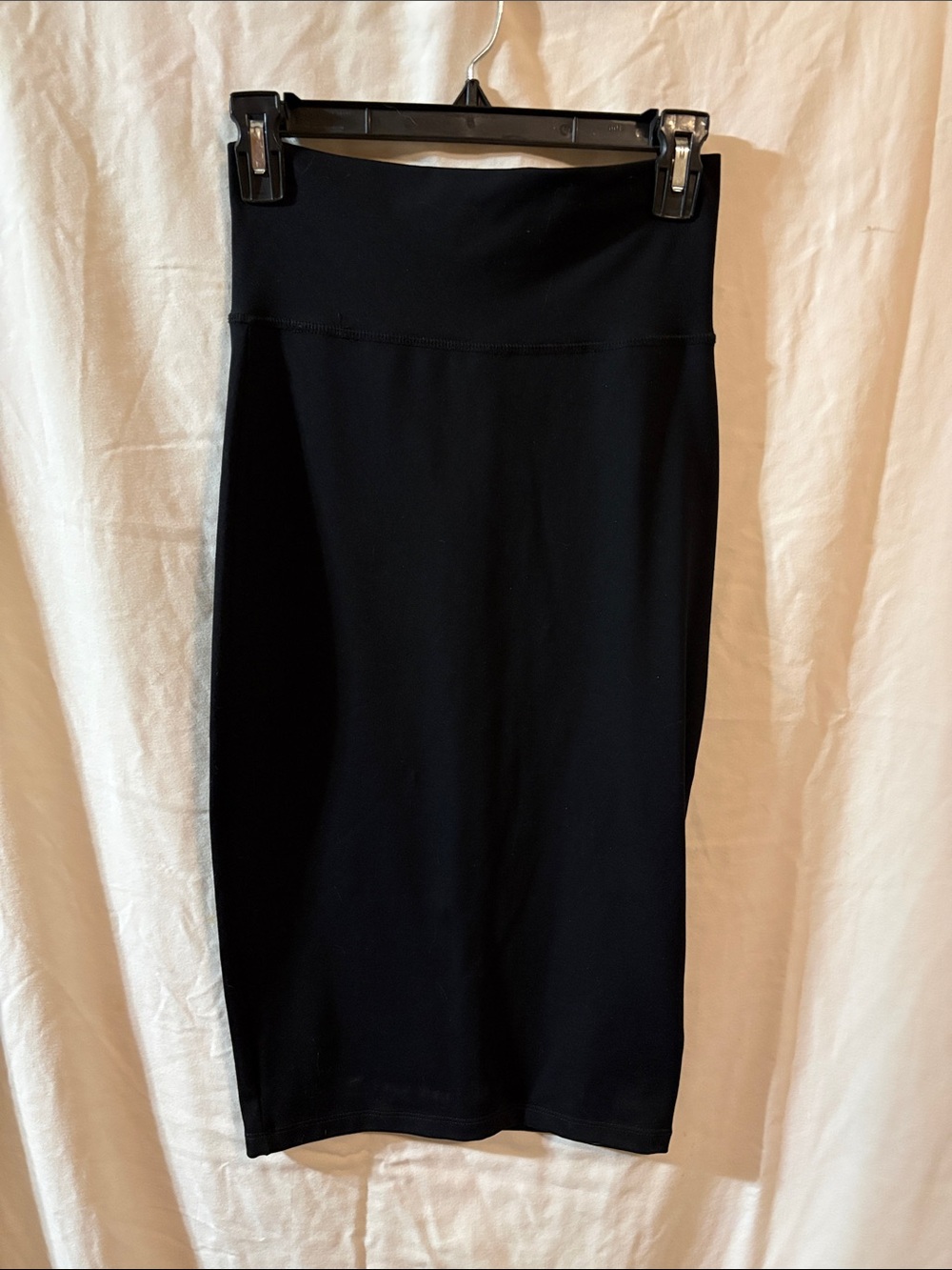 Bebe Women’s Black Stretch Pencil Midi Skirt - Solid Nylon/Spandex Back Slit